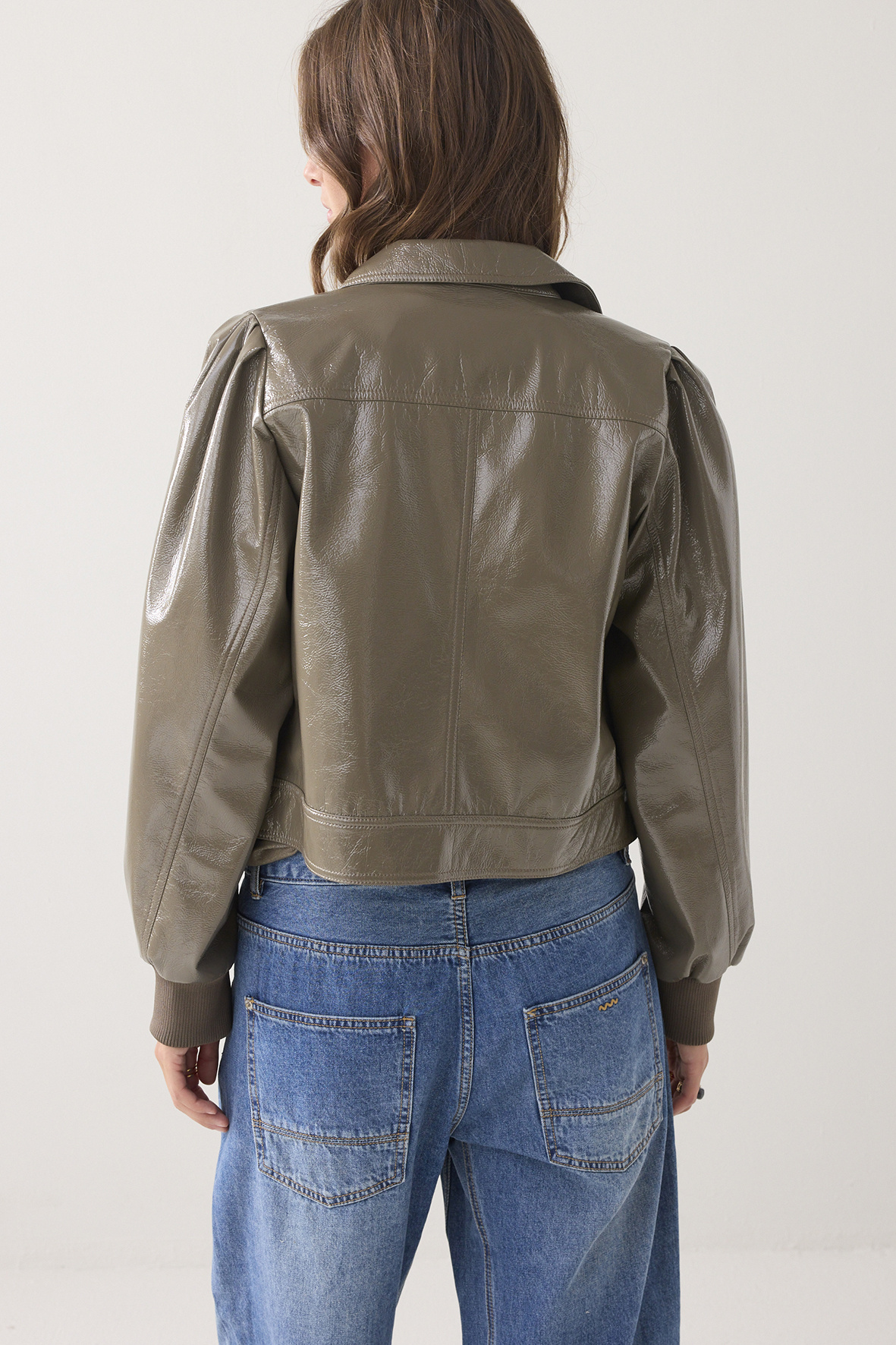 https://cdn.webshopapp.com/shops/223274/files/483827322/file.jpg