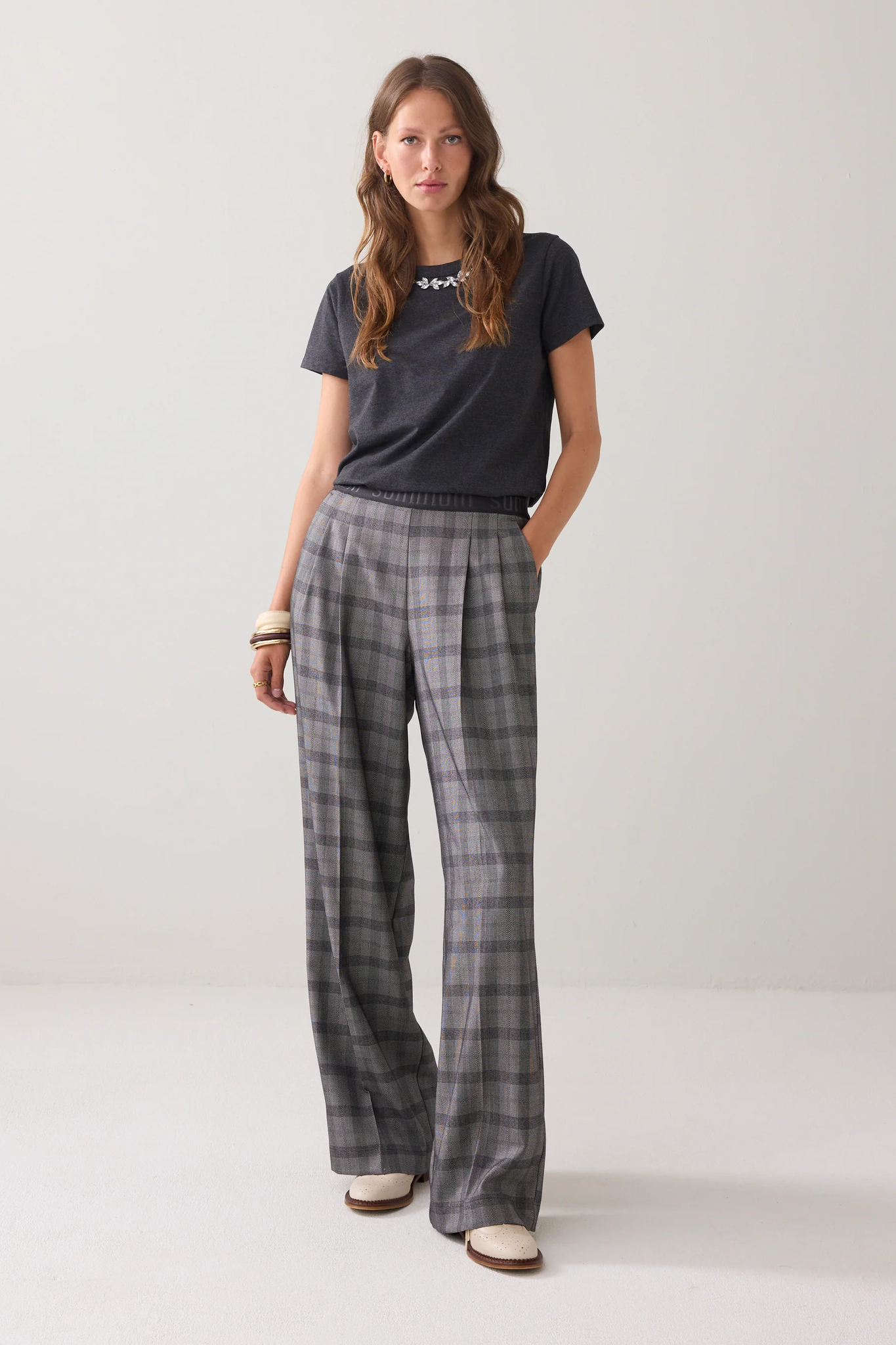 https://cdn.webshopapp.com/shops/223274/files/483848813/file.jpg