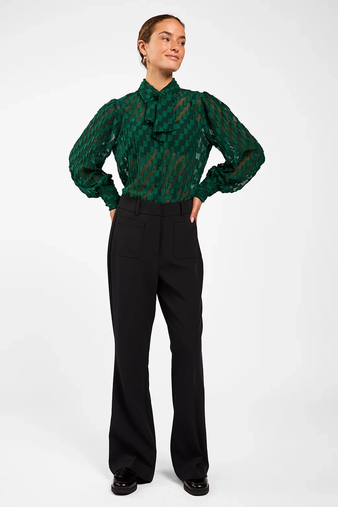 https://cdn.webshopapp.com/shops/223274/files/484115217/file.jpg