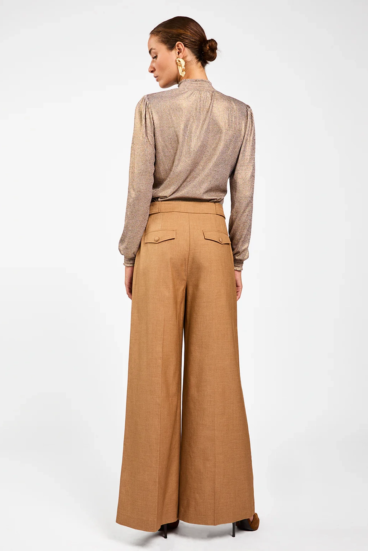 https://cdn.webshopapp.com/shops/223274/files/484115774/file.jpg