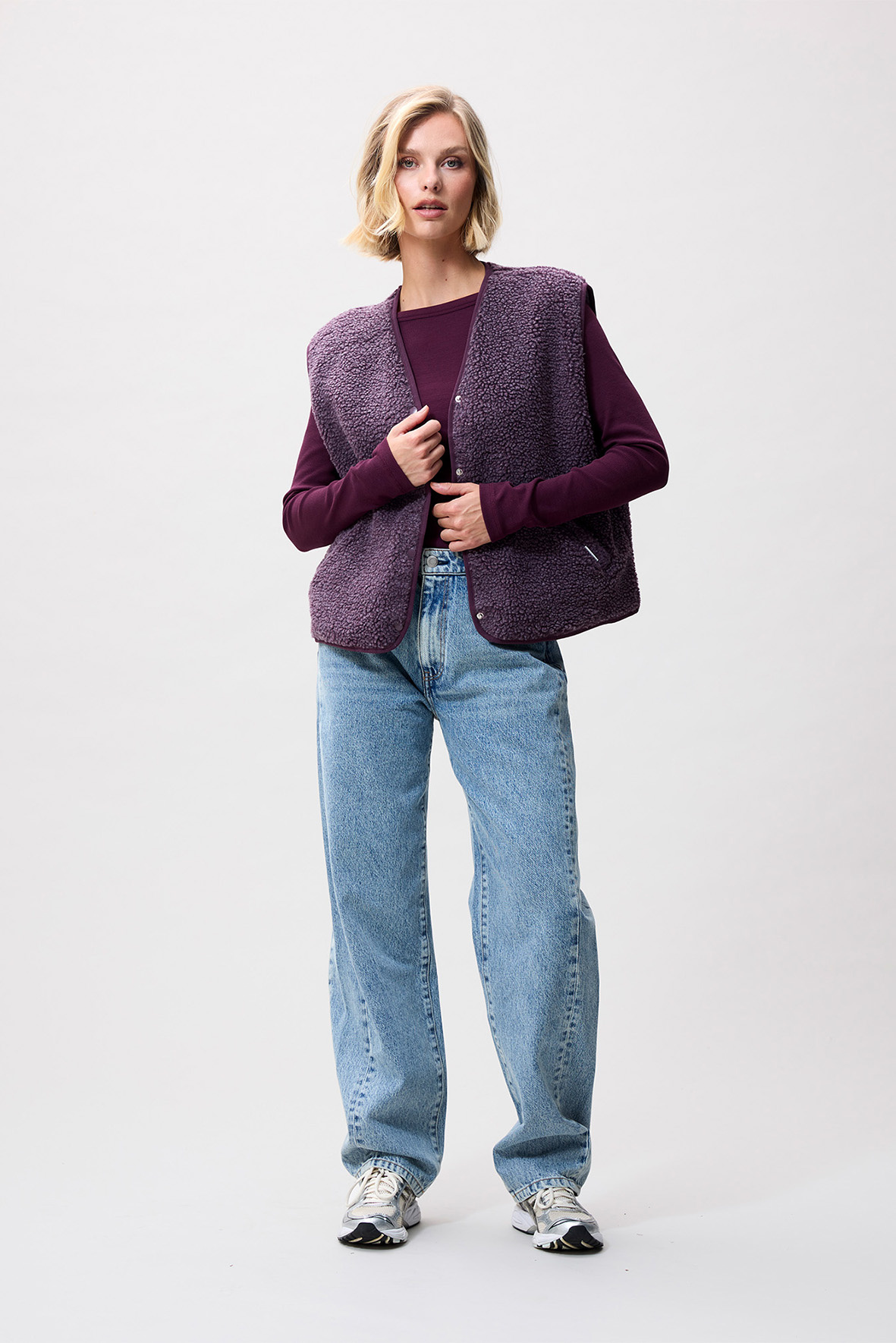 https://cdn.webshopapp.com/shops/223274/files/484304210/file.jpg