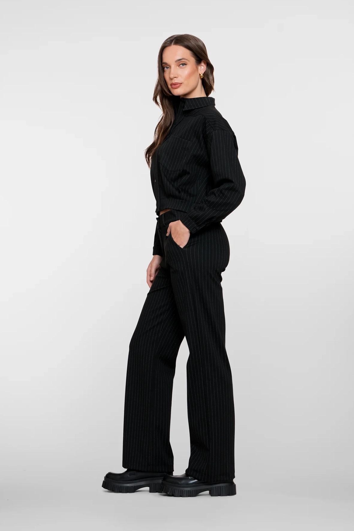 https://cdn.webshopapp.com/shops/223274/files/484447979/file.jpg