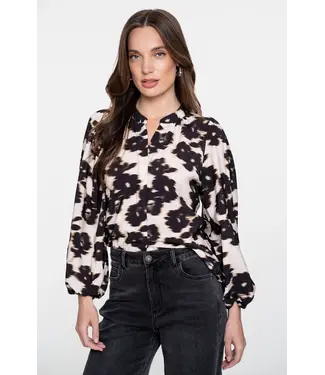 Geisha Blouse flowers