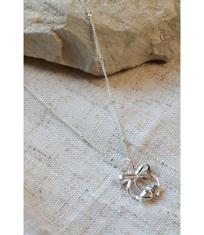 Label Kiki Cherry bow necklace