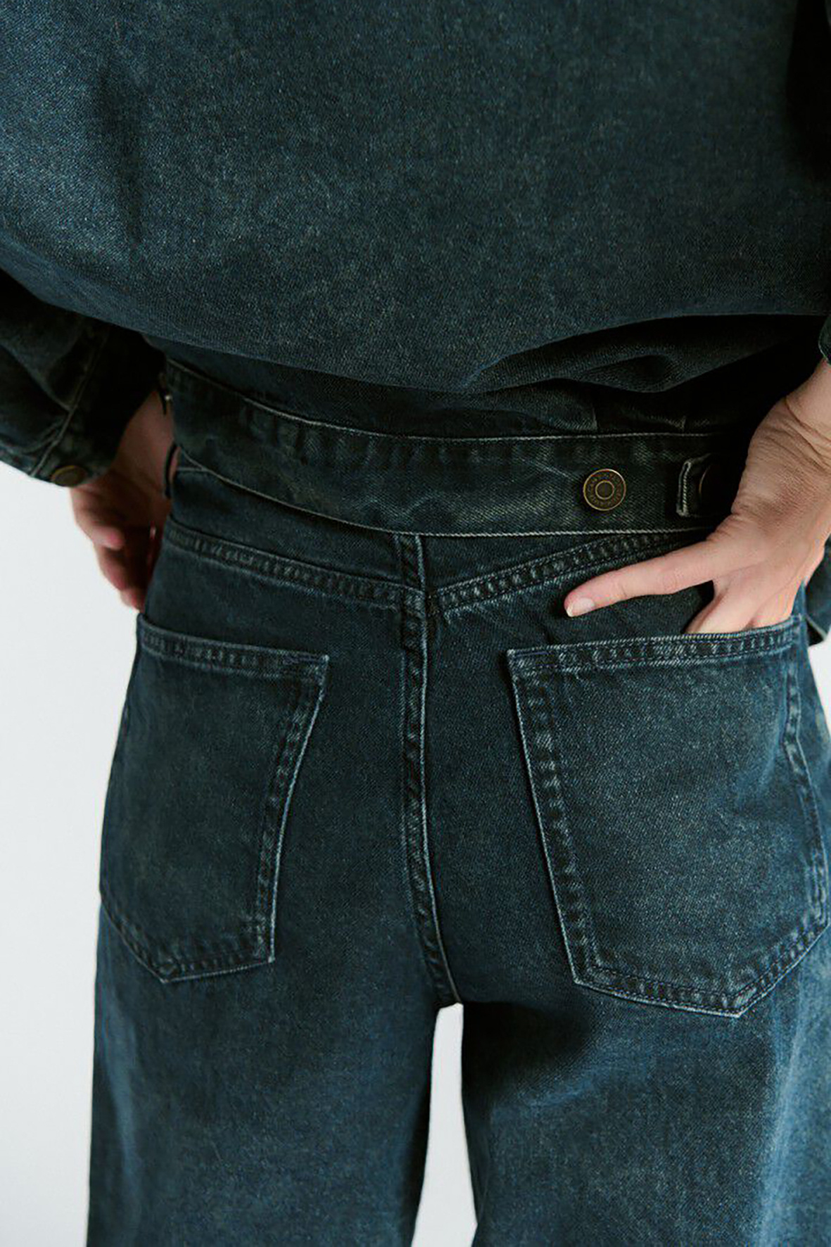 https://cdn.webshopapp.com/shops/223274/files/485196897/file.jpg