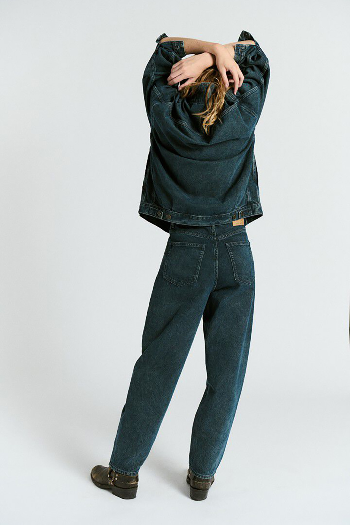 https://cdn.webshopapp.com/shops/223274/files/485196899/file.jpg