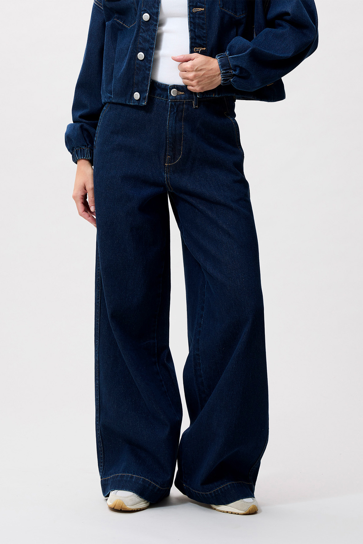 https://cdn.webshopapp.com/shops/223274/files/485199334/file.jpg