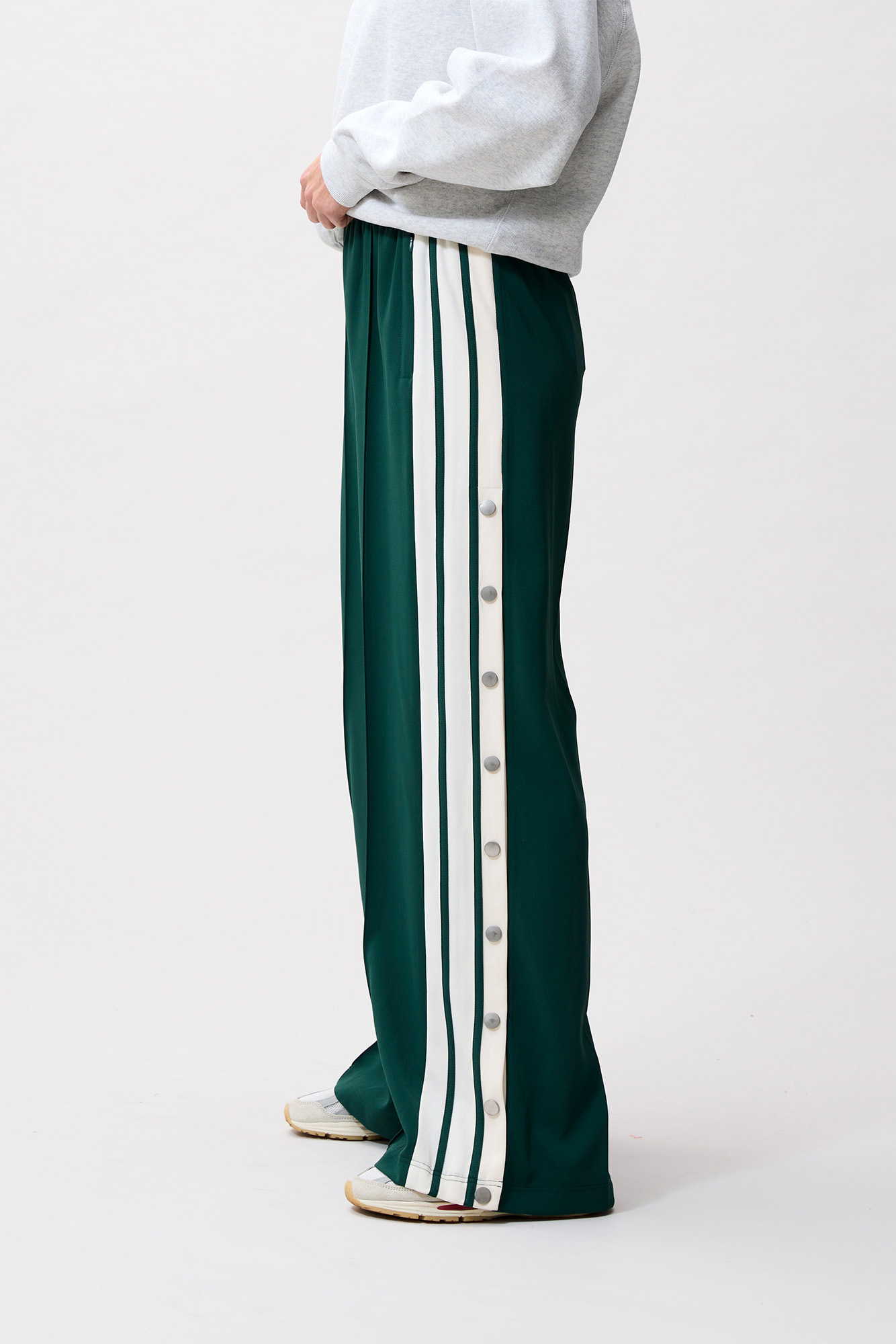 https://cdn.webshopapp.com/shops/223274/files/485638192/file.jpg