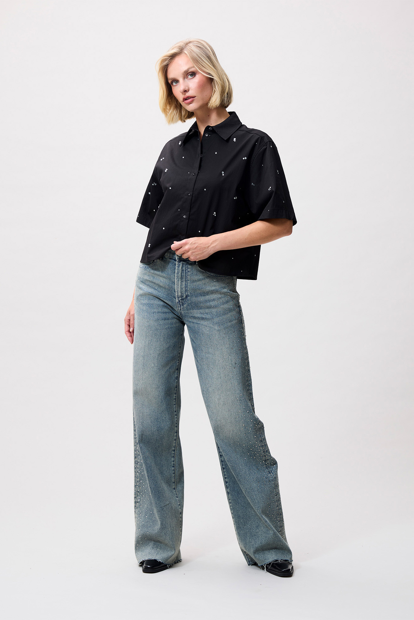 https://cdn.webshopapp.com/shops/223274/files/485639292/file.jpg