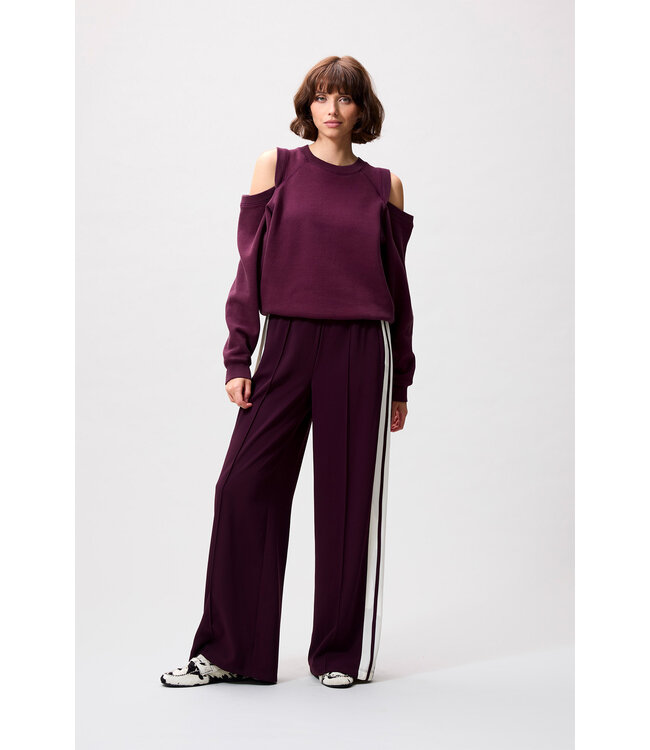 Catwalk Junkie 2504020603 Sweater with cut out