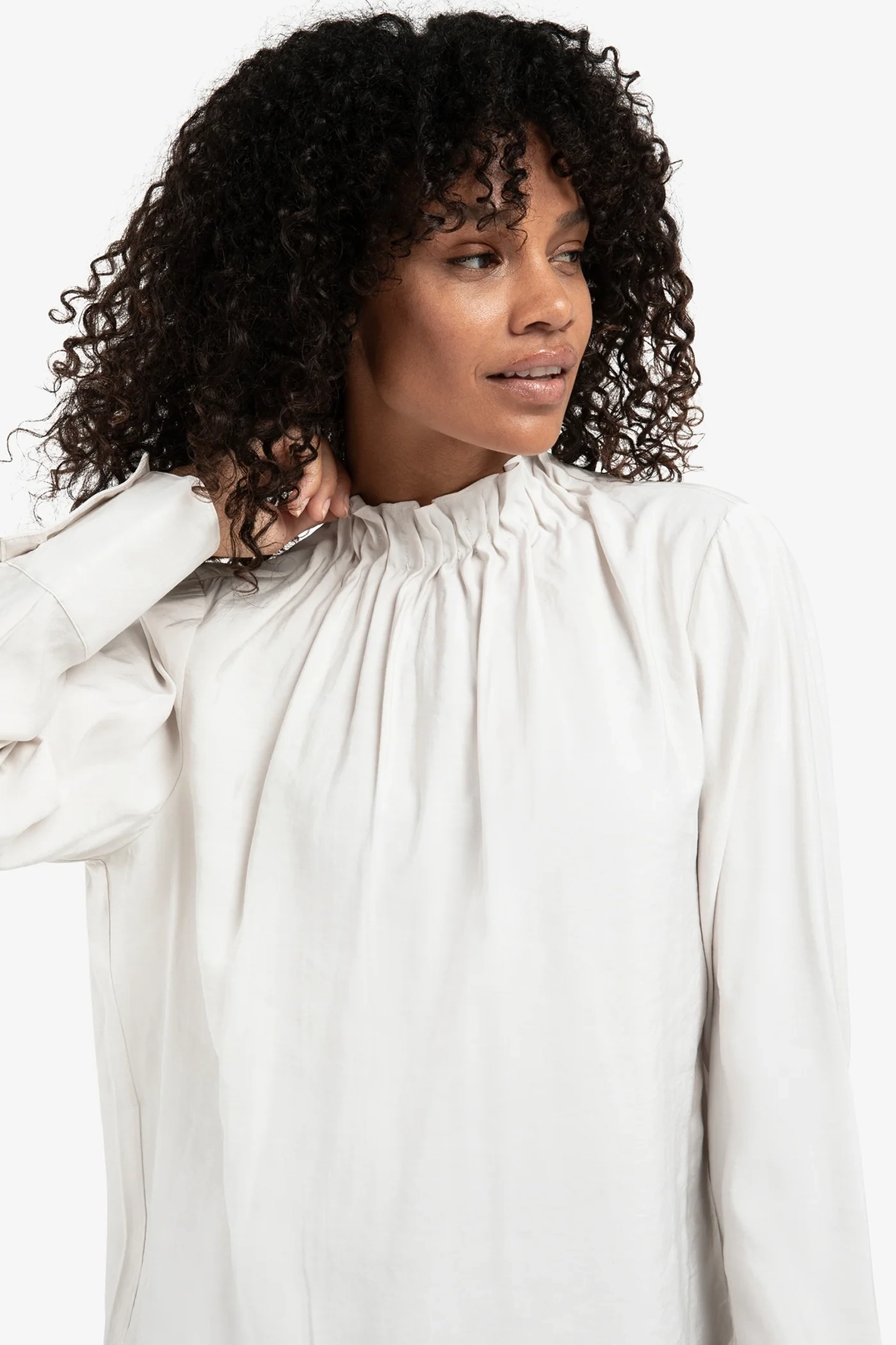 https://cdn.webshopapp.com/shops/223274/files/485702067/file.jpg