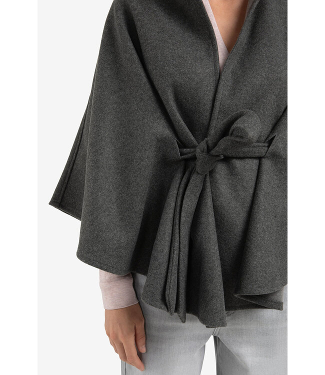 Yaya 03-521004-510 Poncho with collar