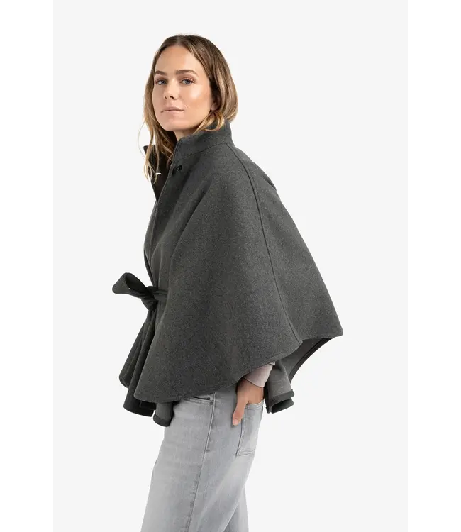 Yaya 03-521004-510 Poncho with collar