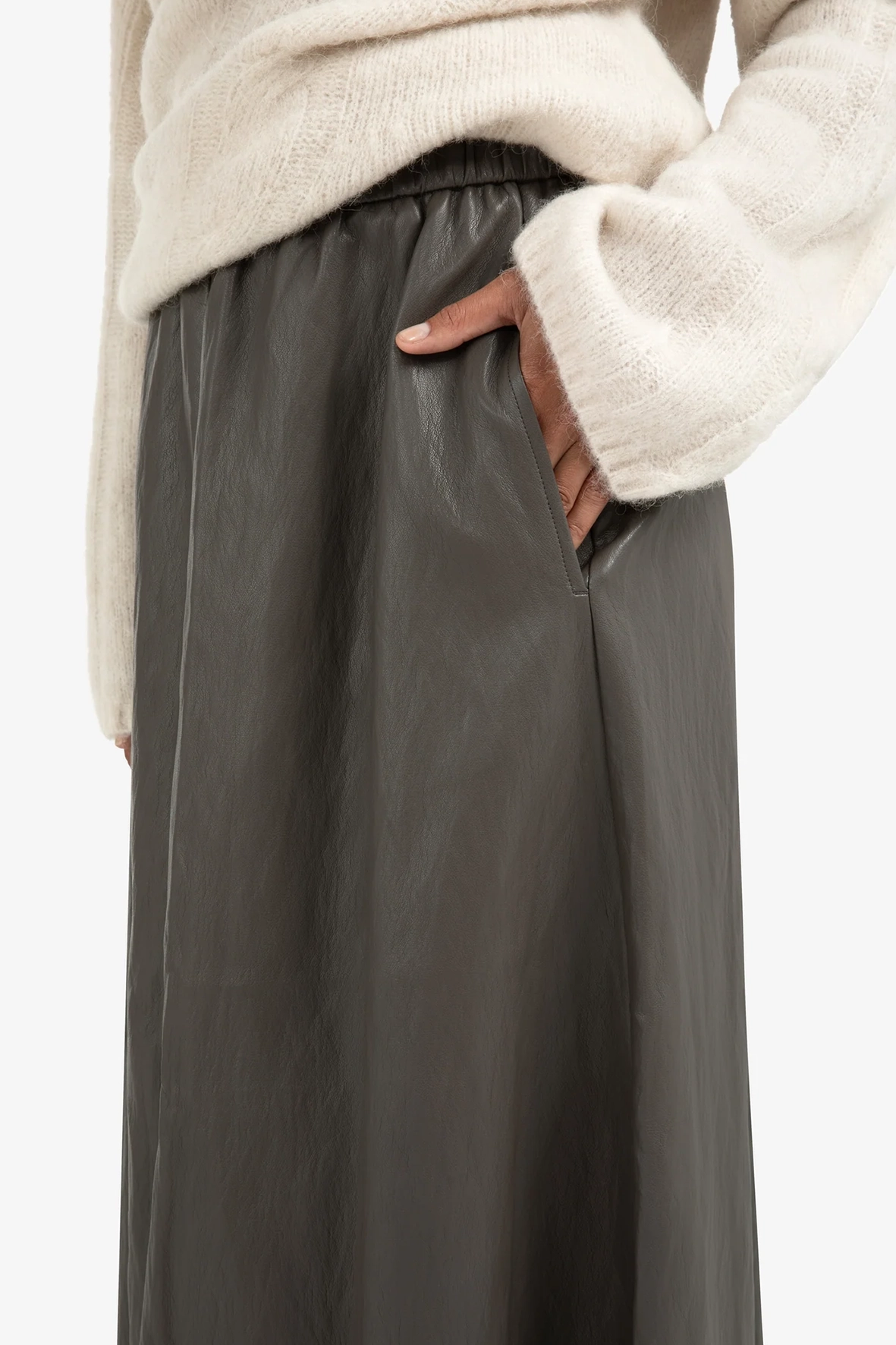 https://cdn.webshopapp.com/shops/223274/files/485703341/file.jpg