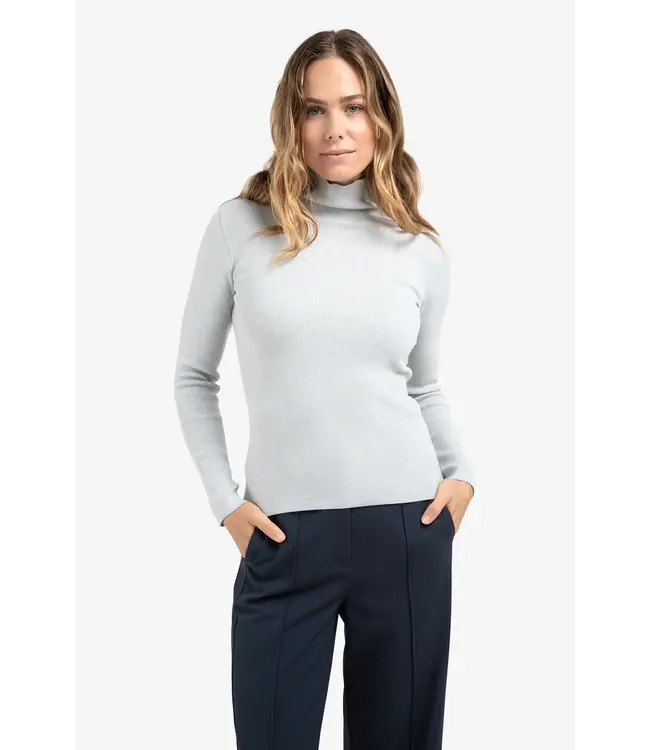 Yaya 01-000517-510 Fijne ribtrui met col