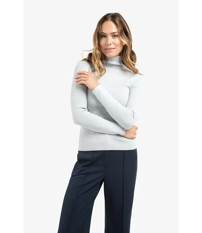 Yaya 01-000517-510 Fijne ribtrui met col