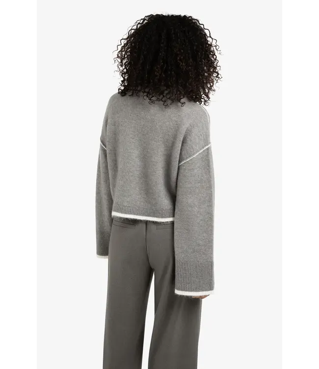 Yaya 01-000519-510 Trui met contrasterende lijnen