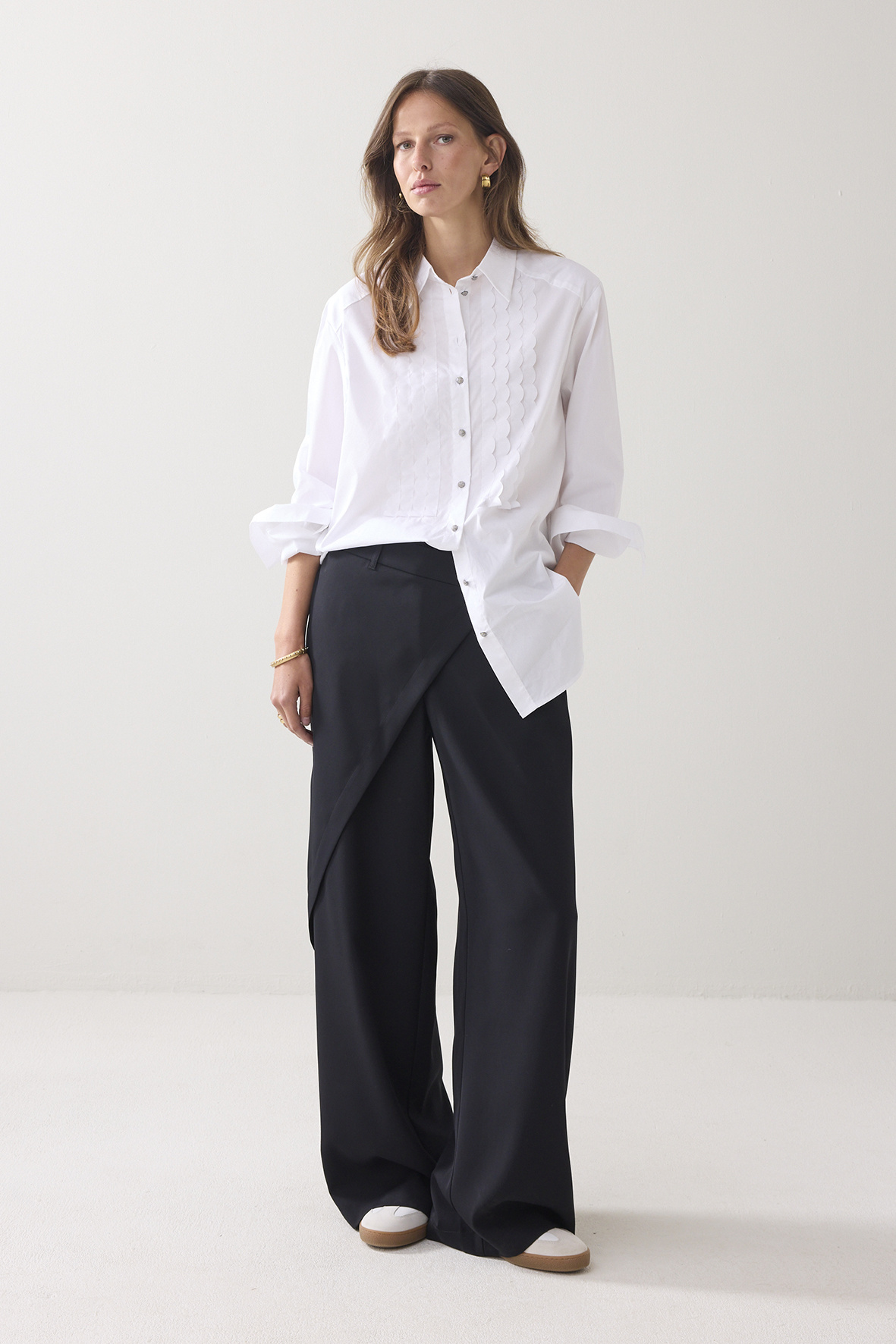 https://cdn.webshopapp.com/shops/223274/files/485831811/file.jpg