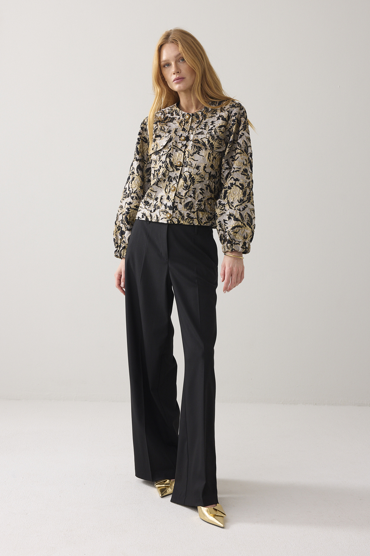 https://cdn.webshopapp.com/shops/223274/files/485831941/file.jpg