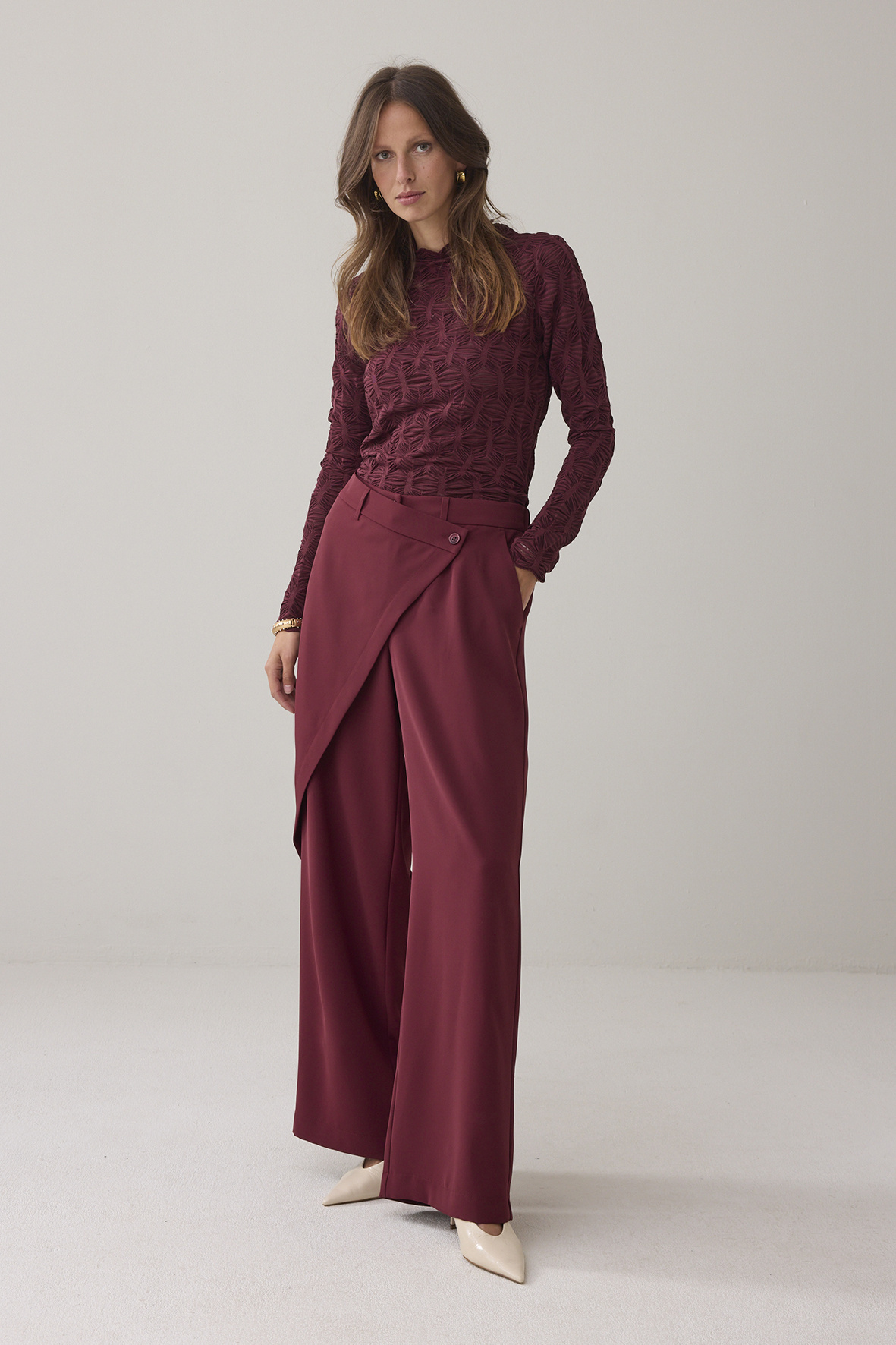 https://cdn.webshopapp.com/shops/223274/files/485832053/file.jpg