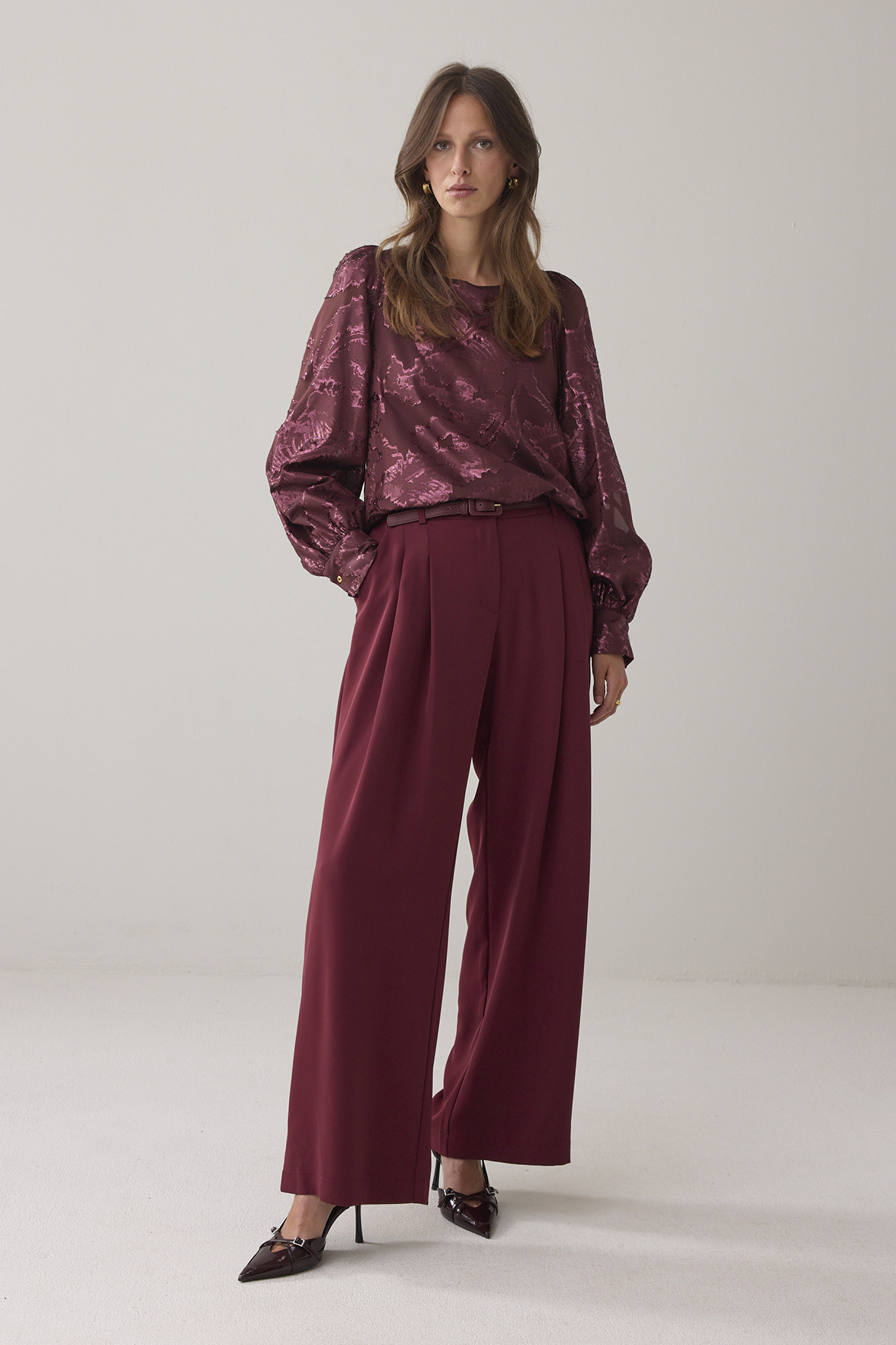 https://cdn.webshopapp.com/shops/223274/files/485833831/file.jpg