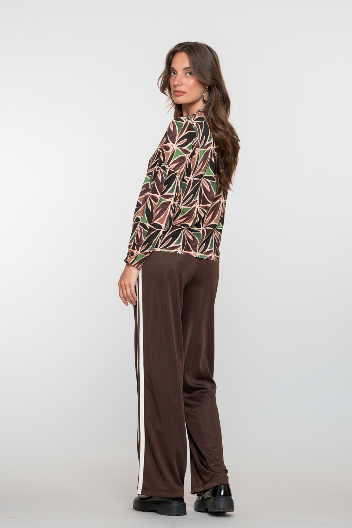 https://cdn.webshopapp.com/shops/223274/files/486190931/file.jpg