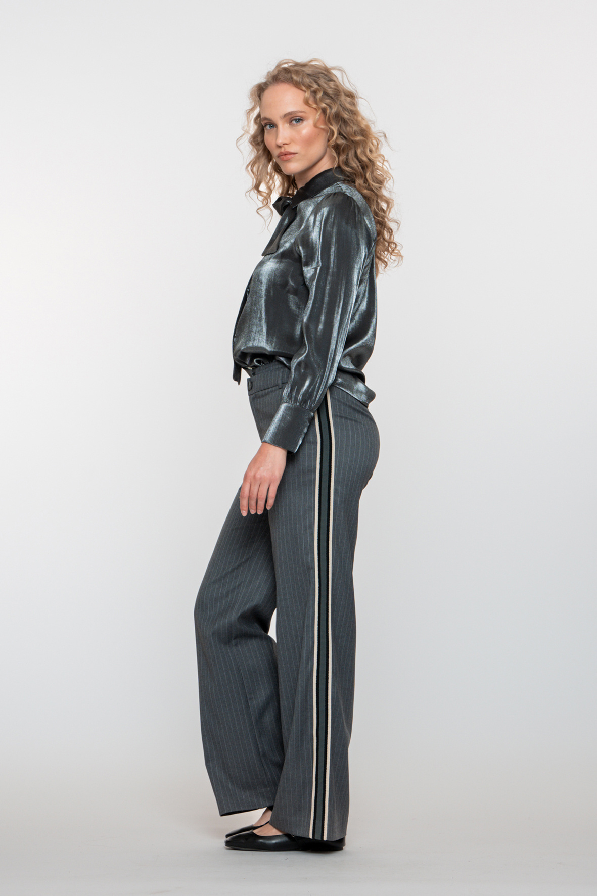 https://cdn.webshopapp.com/shops/223274/files/486191166/file.jpg