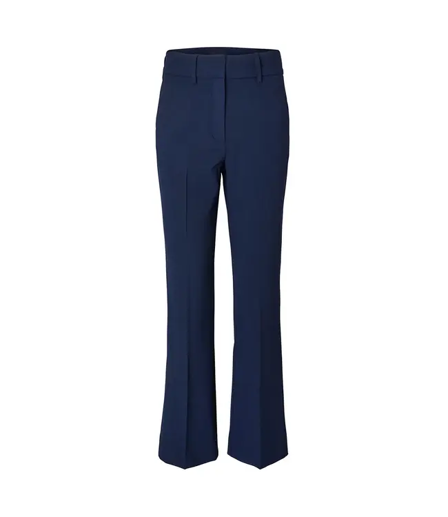 Five Units 21745 Broek Clara