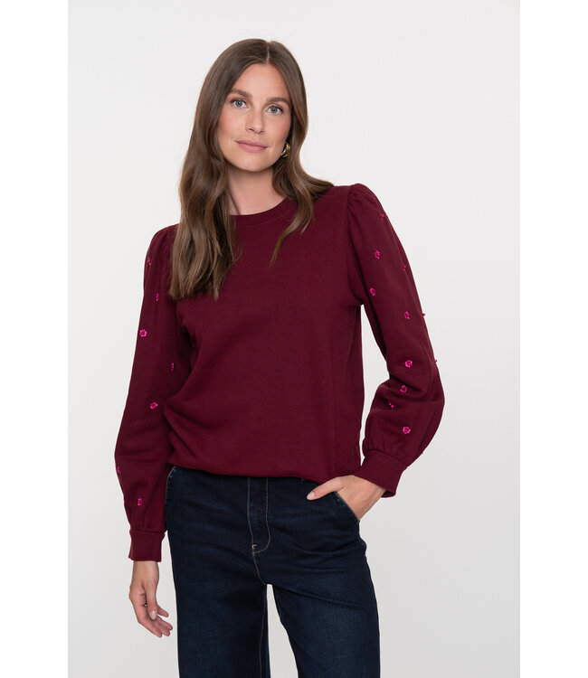 Geisha Sweater with pearls