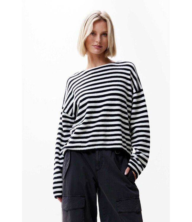 Catwalk Junkie 2202030803 Soft striped knit