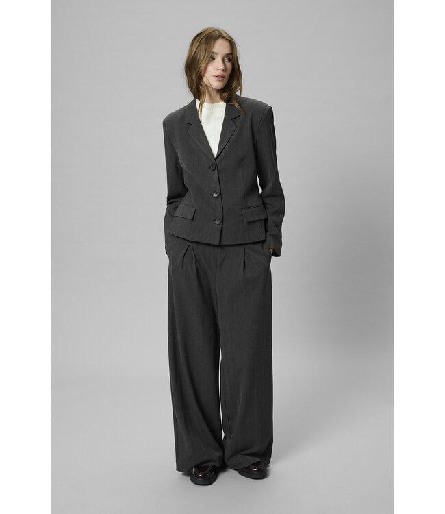 My Essential Wardrobe 10705385 Luna Shaped Blazer