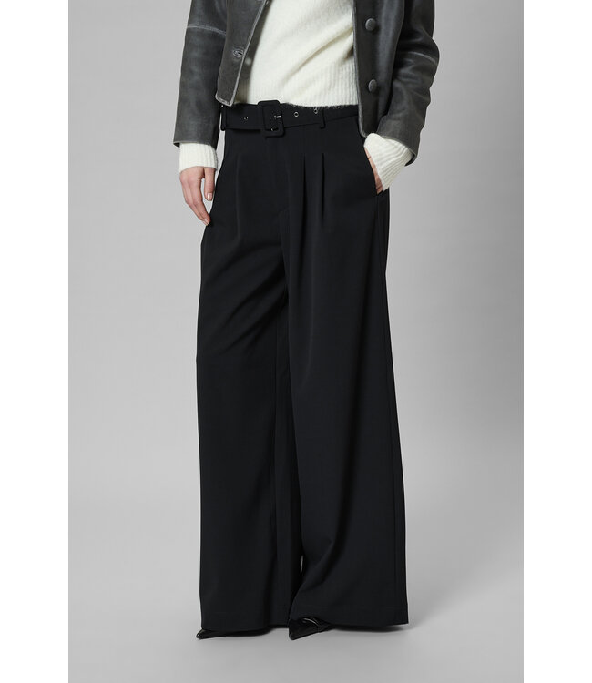 My Essential Wardrobe 10705331 Hace Vitta High Wide Pant