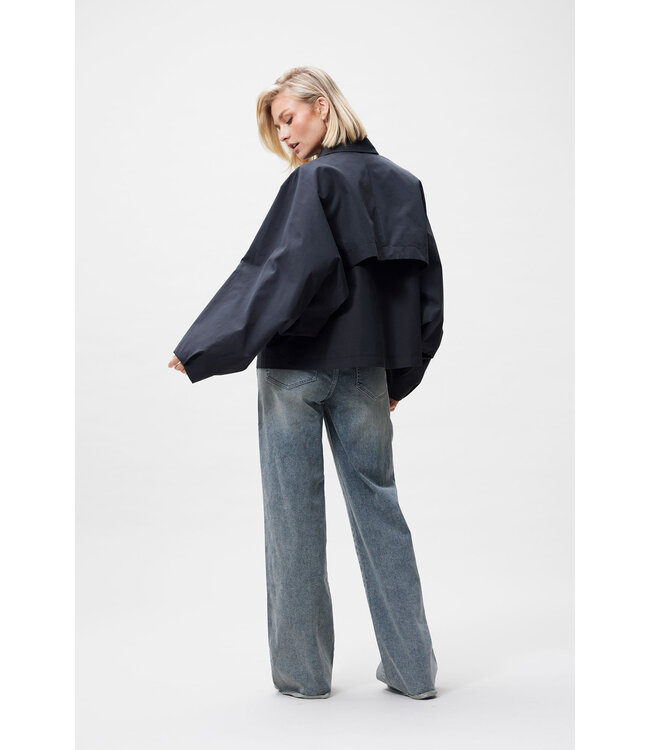 Catwalk Junkie 2601022409 Cape jacket