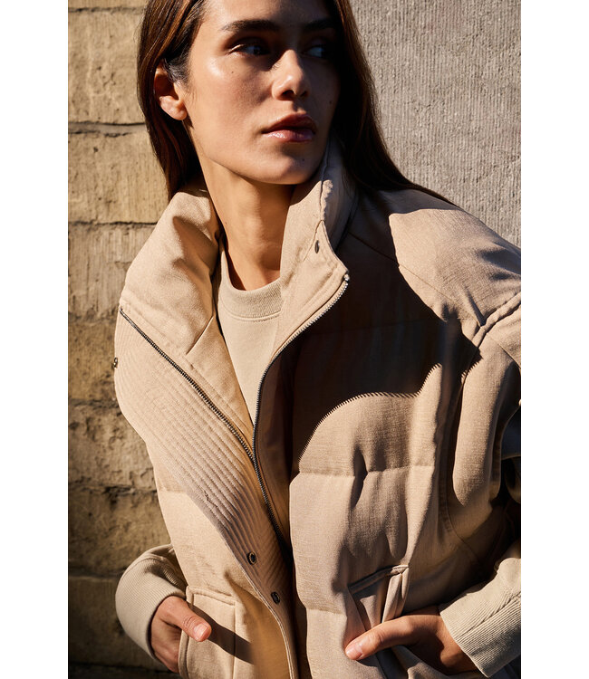 Yaya 02-021006-601 Oversized bodywarmer