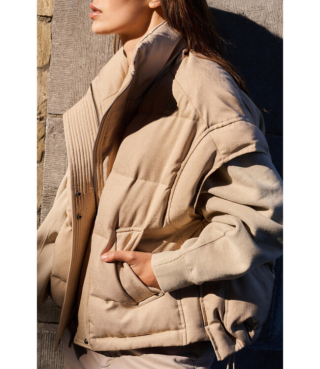 Yaya 02-021006-601 Oversized bodywarmer