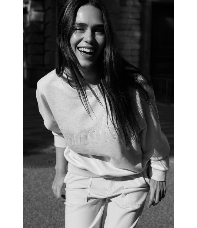 Yaya 01-109105-601 Sweater met opgestikte tekst