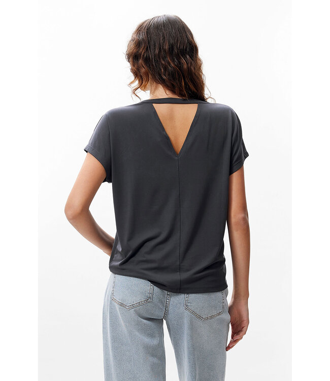 Catwalk Junkie 2502010220 Tshirt with open back detail