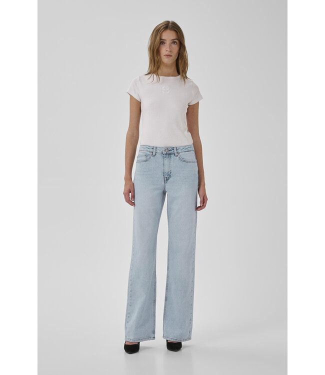 My Essential Wardrobe 10704222 35 The Louis jeans