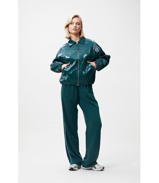 Catwalk Junkie Tuck in jacket