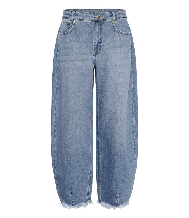 My Essential Wardrobe 10705259 Lucy Loose balloon