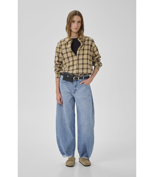 My Essential Wardrobe 10705259 Lucy Loose balloon