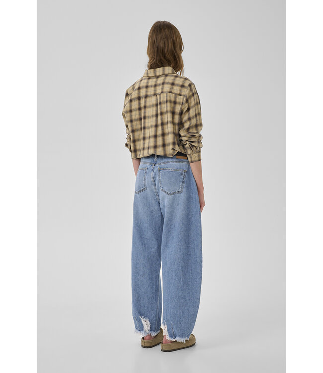 My Essential Wardrobe 10705259 Lucy Loose balloon