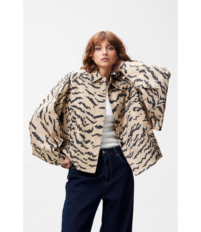 Catwalk Junkie Tiger cape jacket