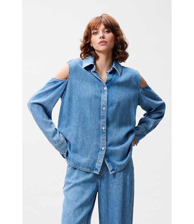 Catwalk Junkie 2601021609 Open shoulder denim blouse