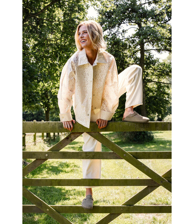 Catwalk Junkie 2601022402 Laced raincoat