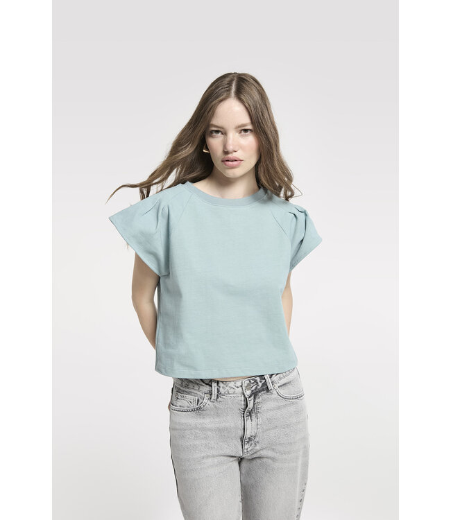 Homage H-CS26M26 Top With Wide Shoulders