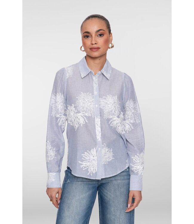 Geisha Blouse embroidered flowers