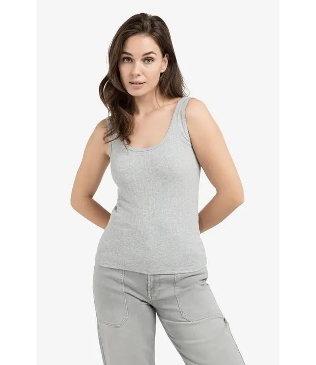 Yaya 01-729049-602 Singlet met sierlijke halsrand