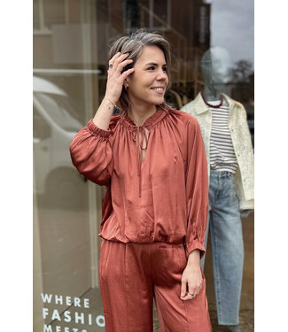 Honnête Atelier Jude top