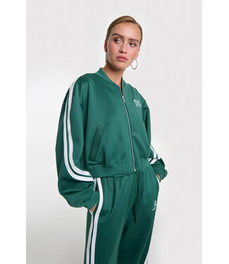 Alix the Label Tapes training jacked